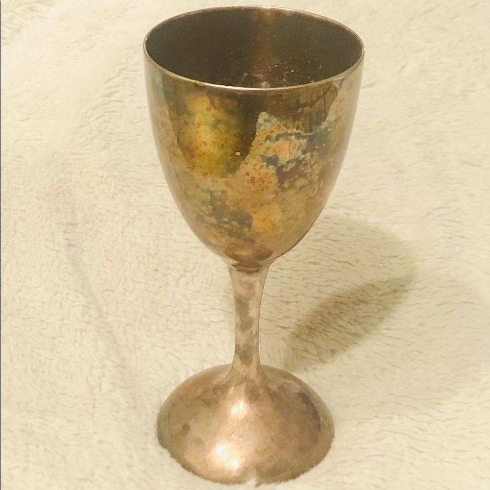International Silver Co. Wine Glass